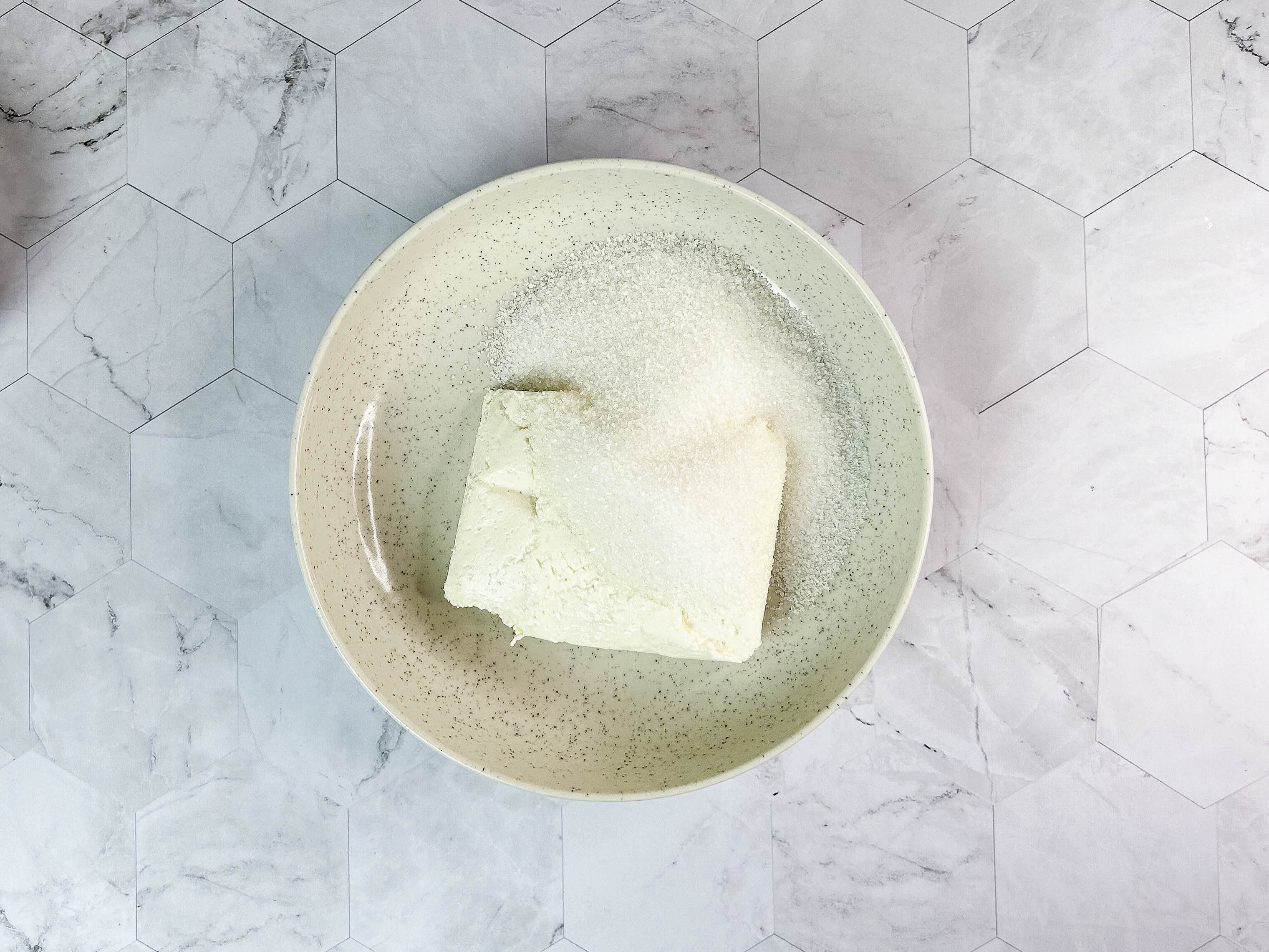 cukrus prie varškės