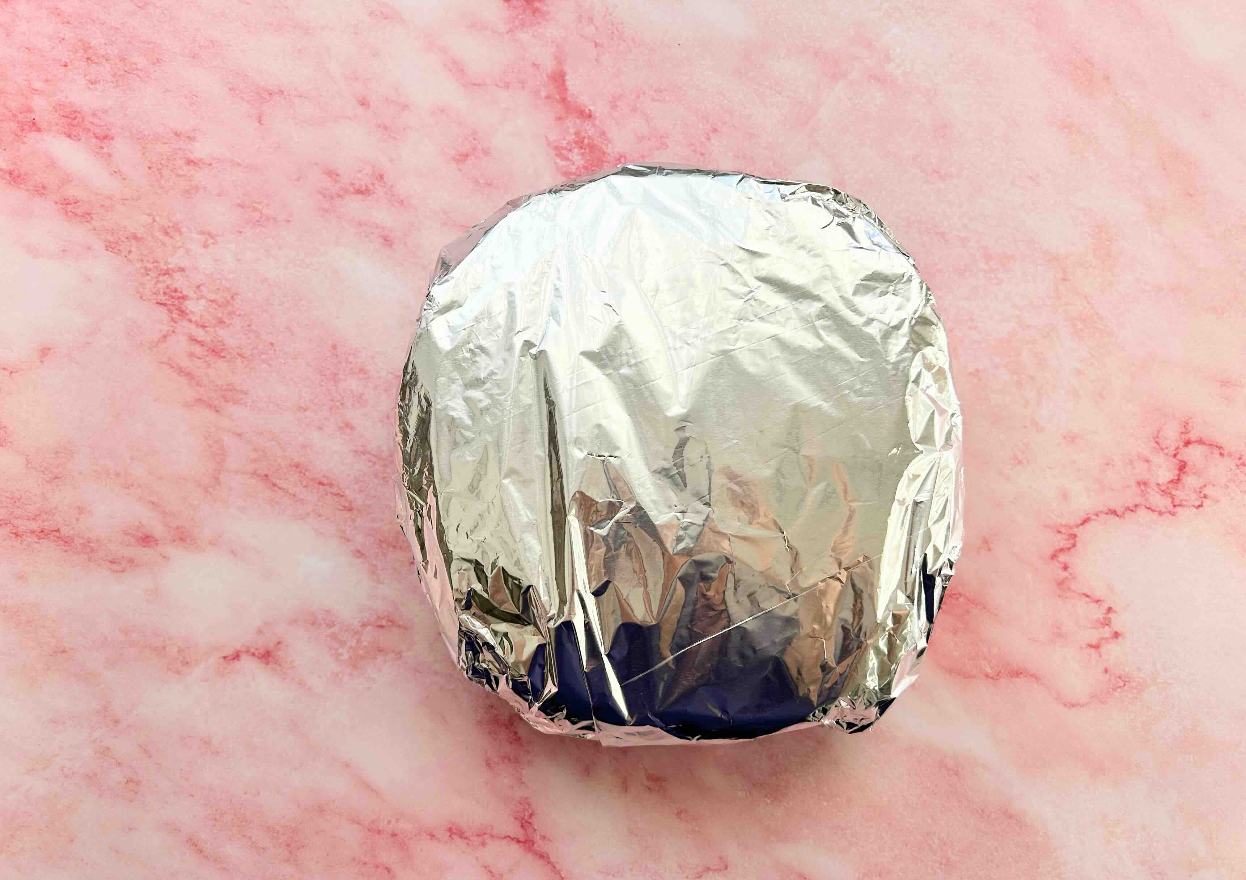 suvyniota į foliją