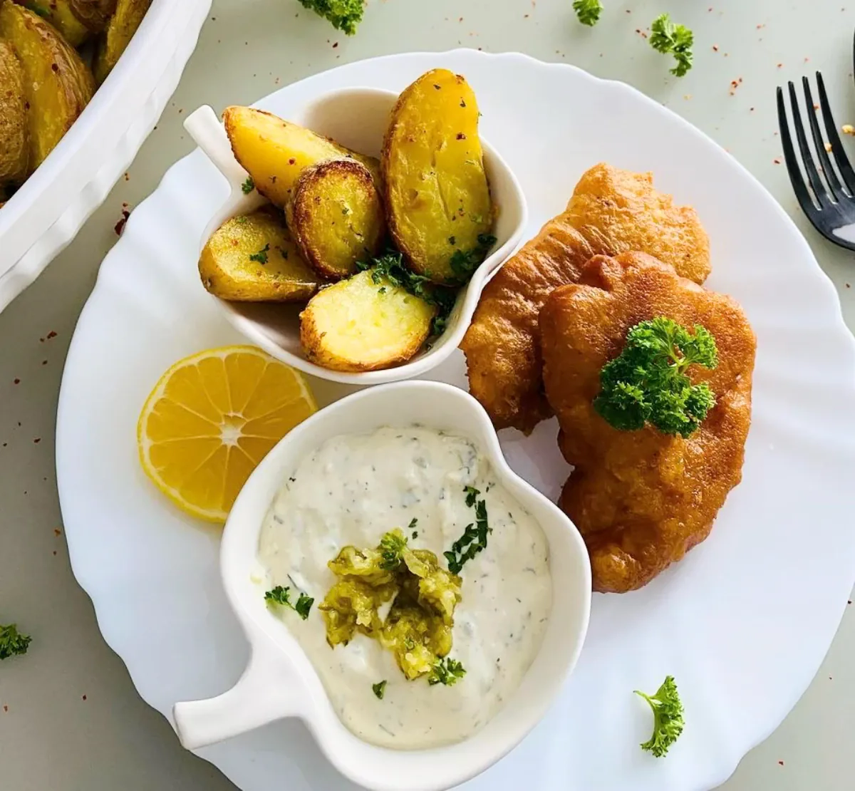 Žuvytė ir bulvytės - naminiai fish and chips su tobulu padažu