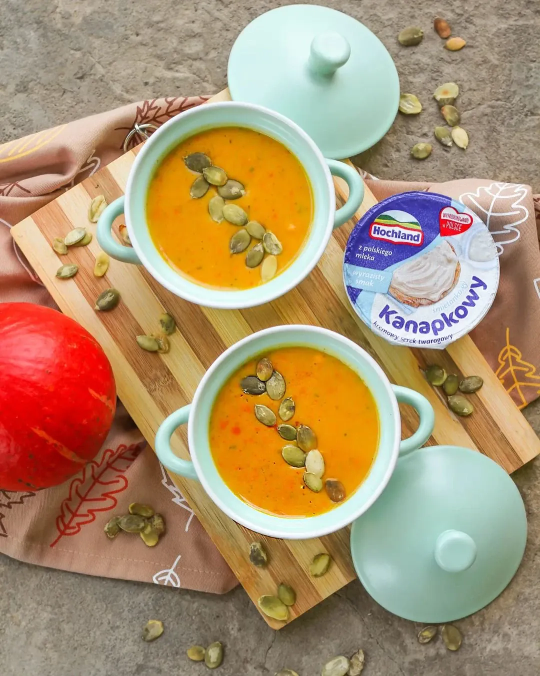 Zupa krem z dynii ze śmietankowym serkiem