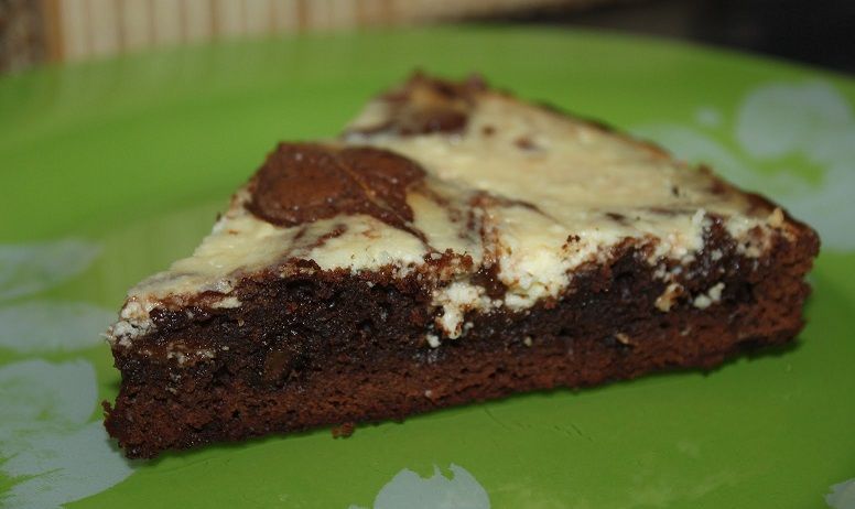 Brownis su varškės kepure