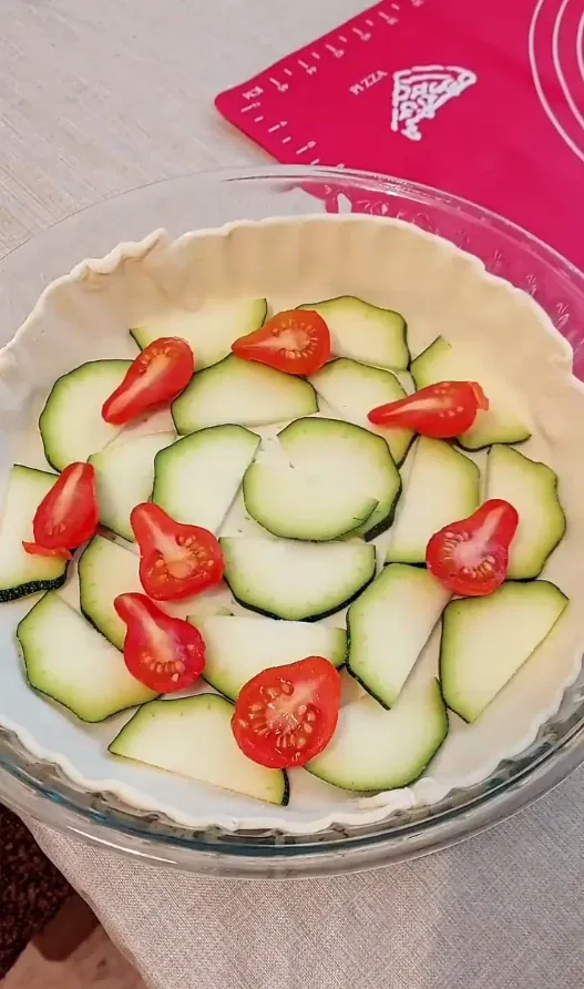 Ekspresowa tarta z cukinią na cieście francuskim