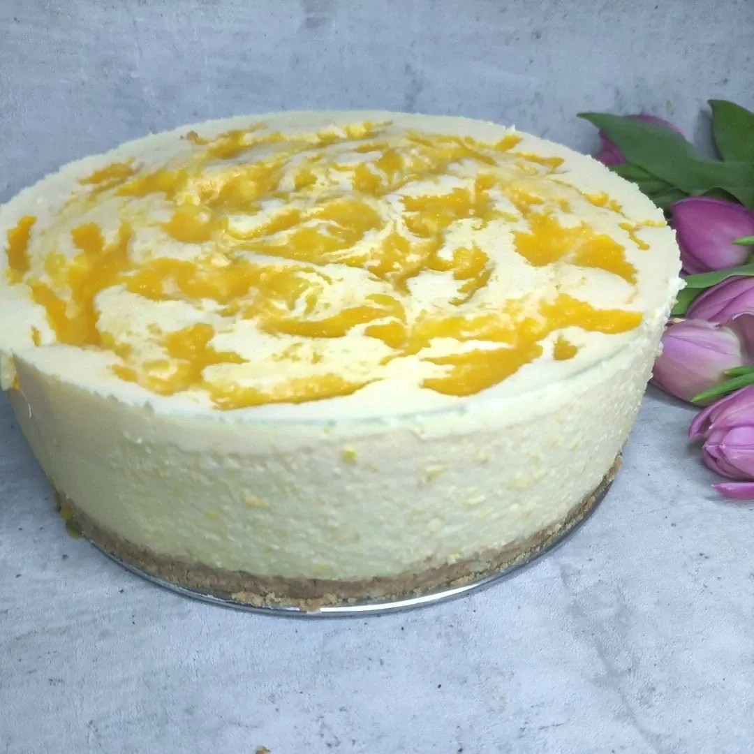 Sernik mango bez pieczenia