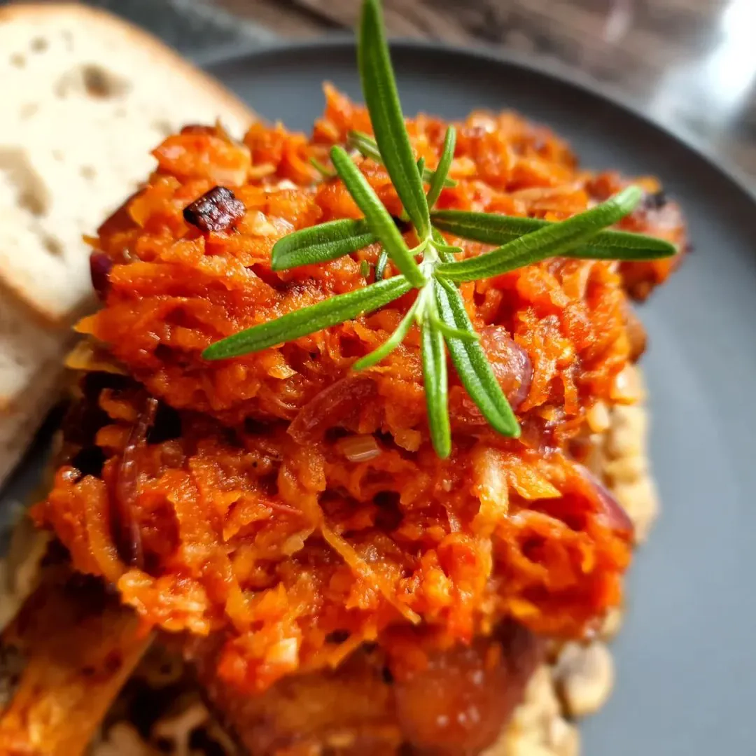 Golonka pieczona w miodzie i piwie