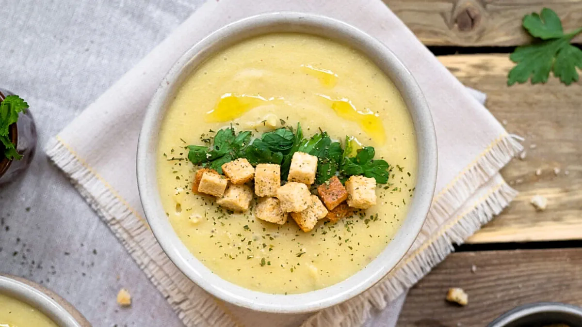 Trinta bulvių sriuba veganiškai