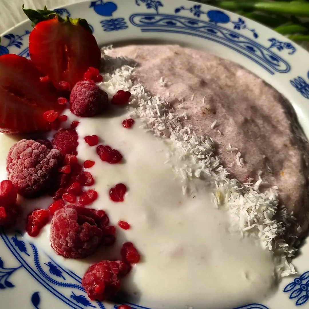 Puszysta kasza manna z malinami