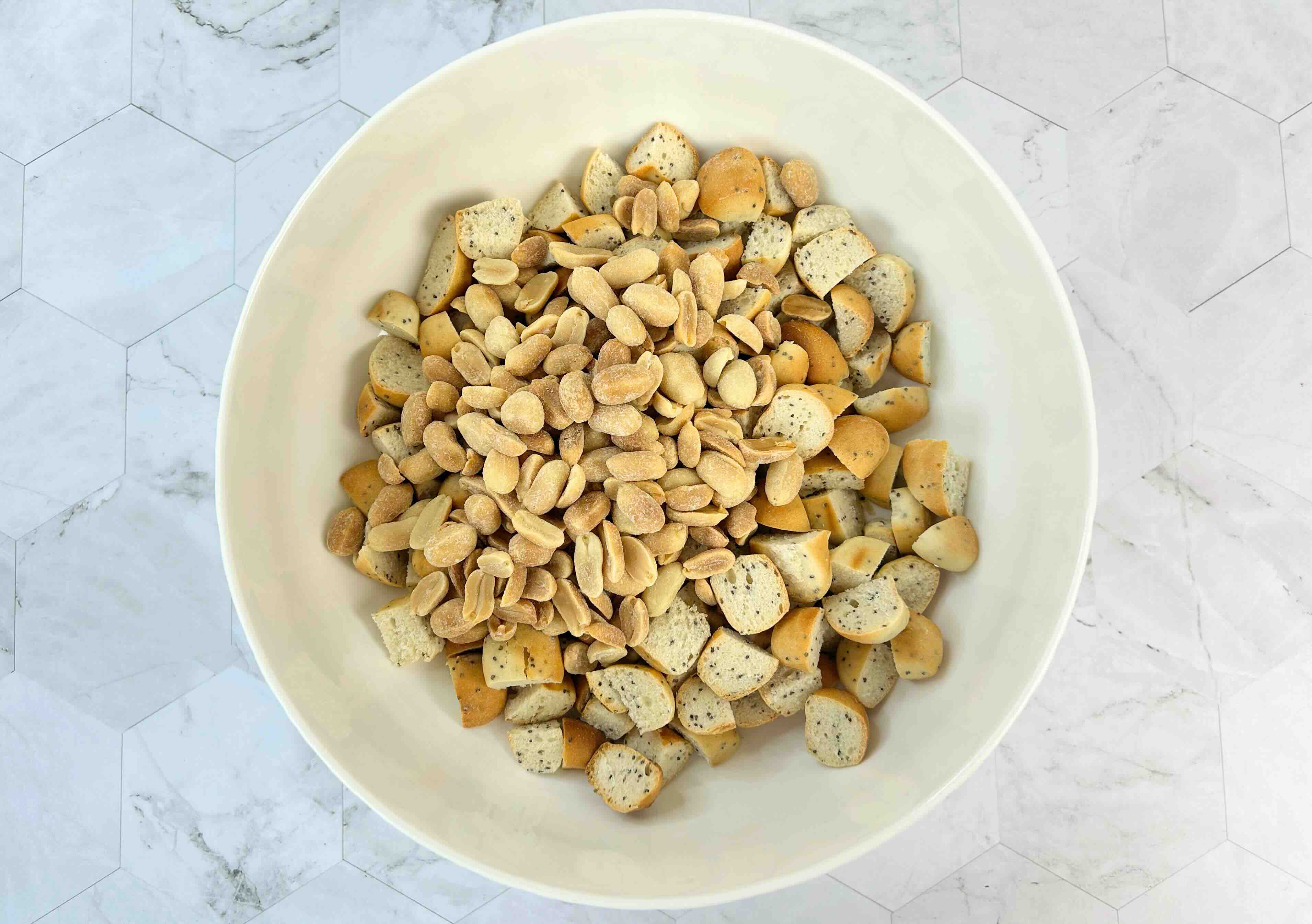 riešutai su kūčiukais