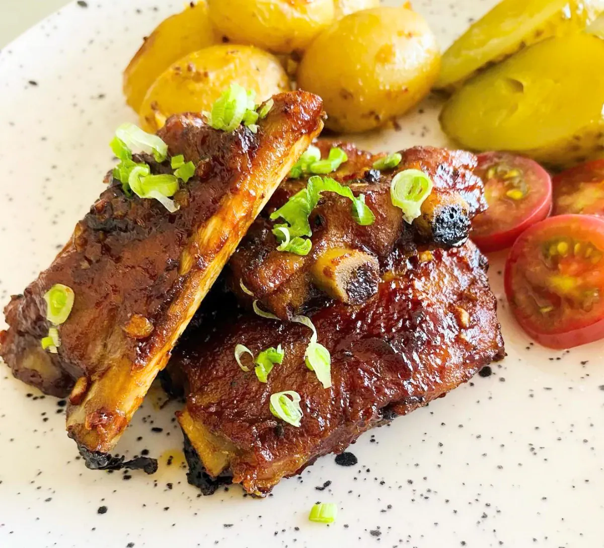 Barbekiu šonkauliukai orkaitėje