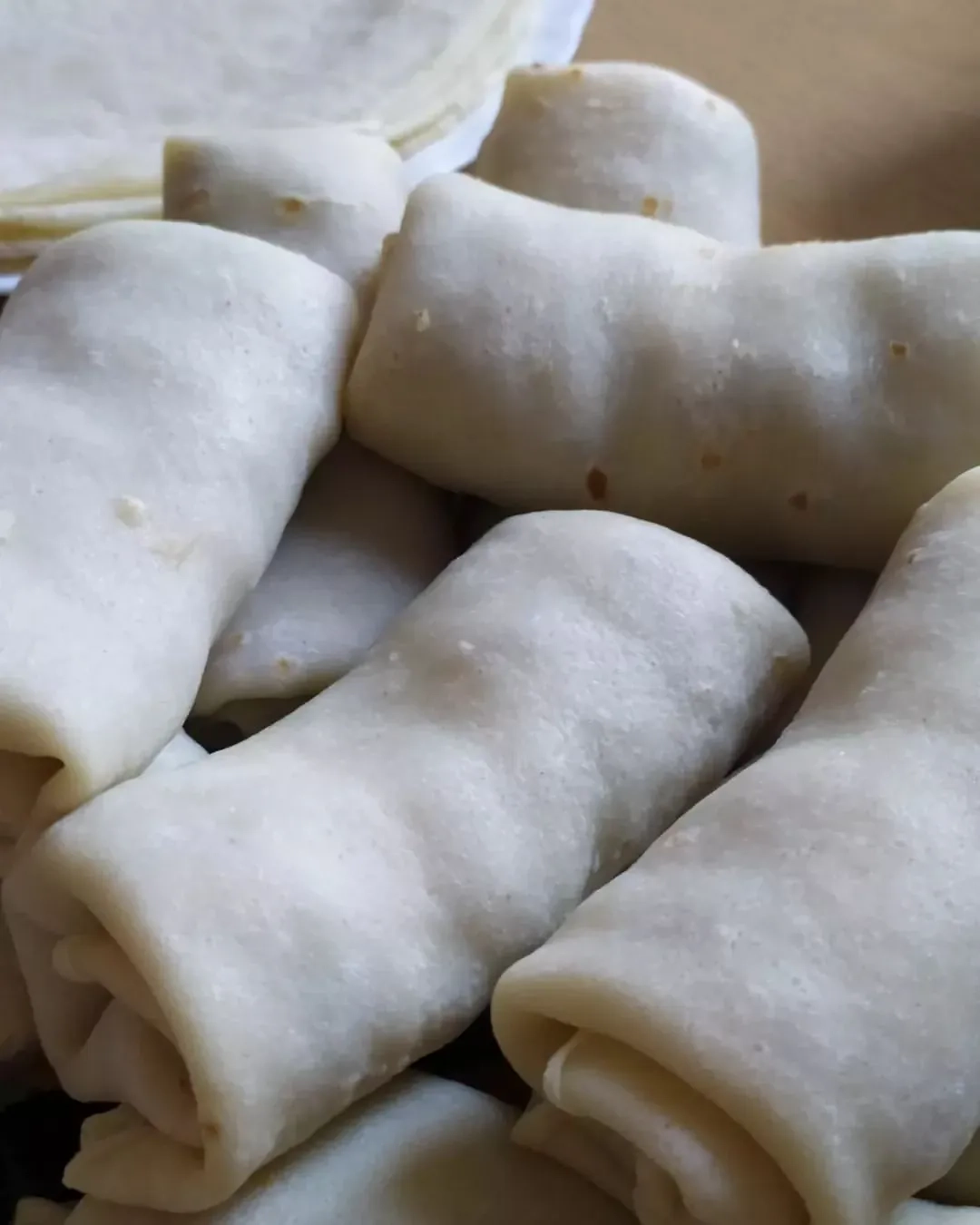 Wegańskie krokiety z kapustą kiszoną i pieczarkami Wegańskie krokiety z kapustą kiszoną i pieczarkami