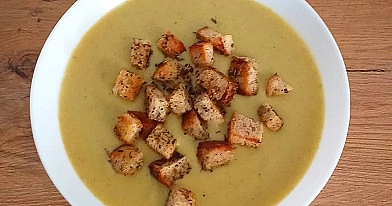 Trinta daržovių ir kiaulienos sriuba