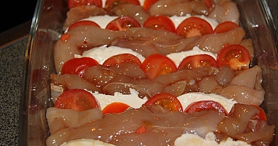 Kurczak z mozzarellą i pomidorami