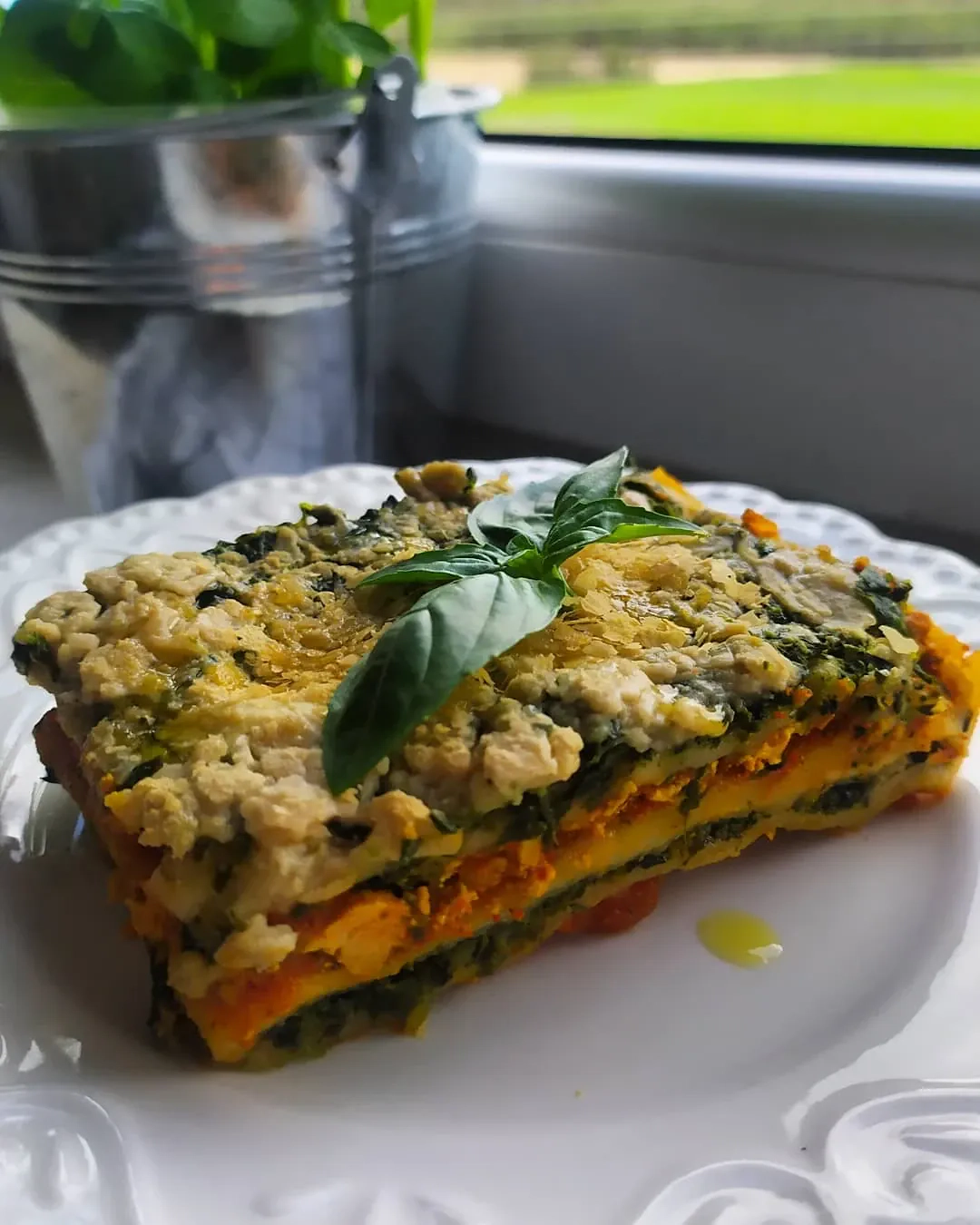 Wegańska lazania z tofu i szpinakiem Wegańska lazania z tofu i szpinakiem