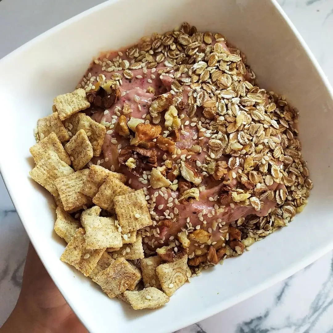 Lody nice cream z kiwi i truskawkami