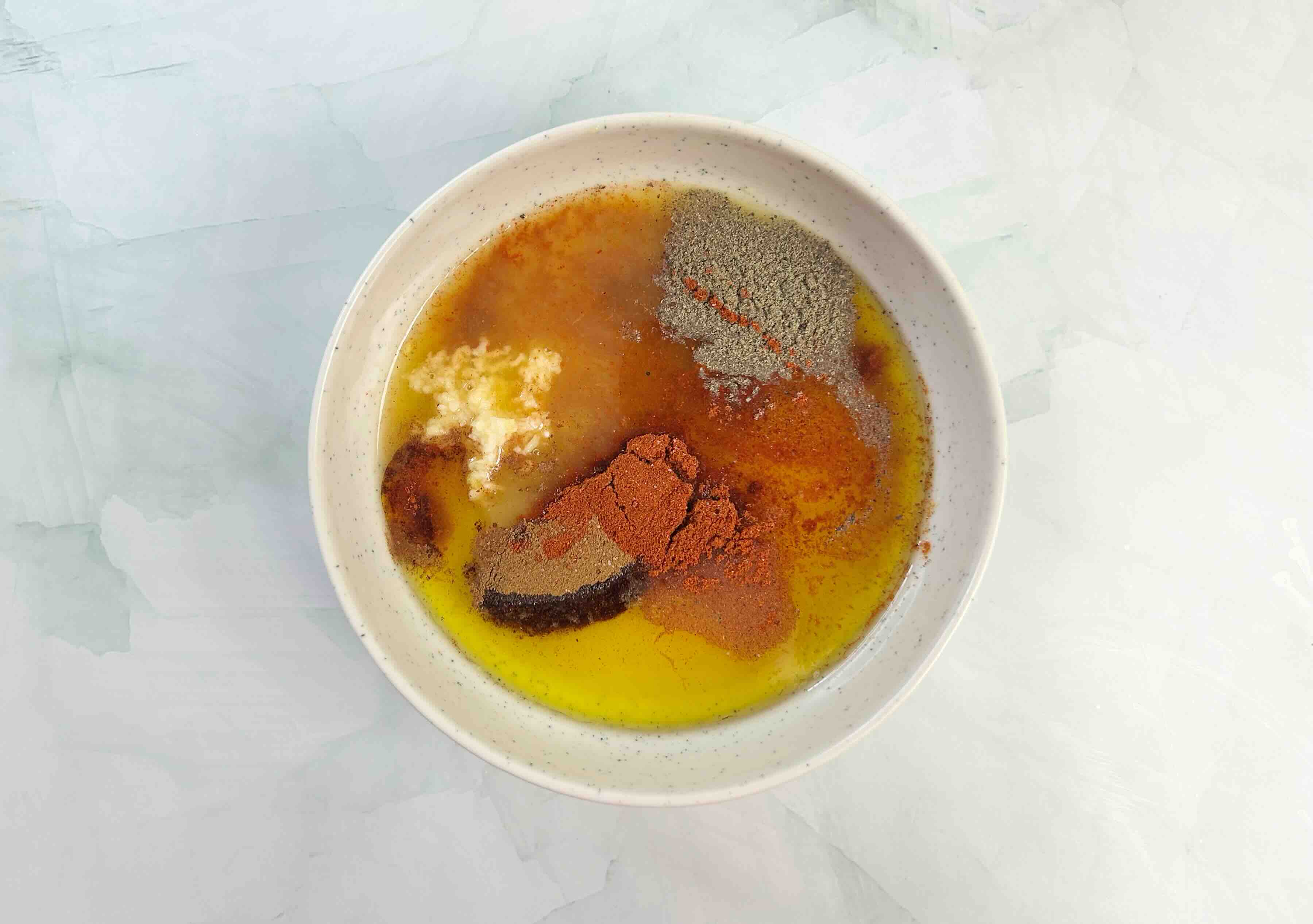 įspaustas česnakas, sudėtas medus įspaustas česnakas, sudėtas medus