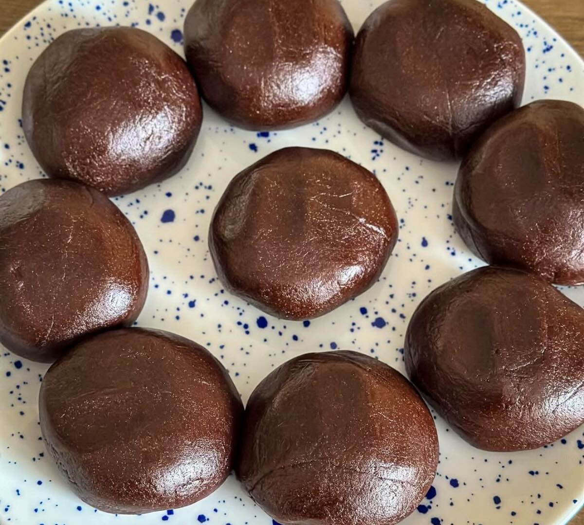 gabaliukais padalinta tešla