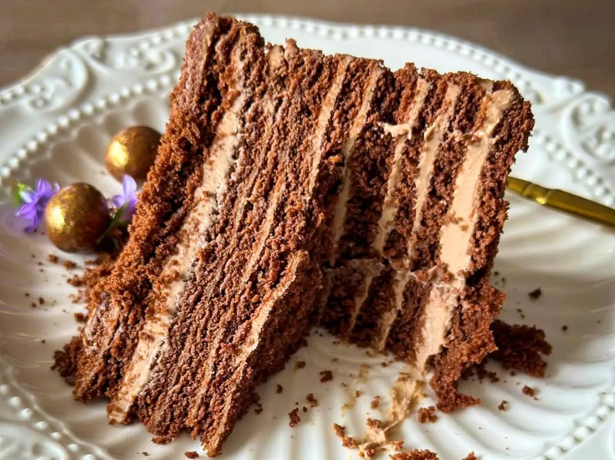 Šokoladinis medaus tortas
