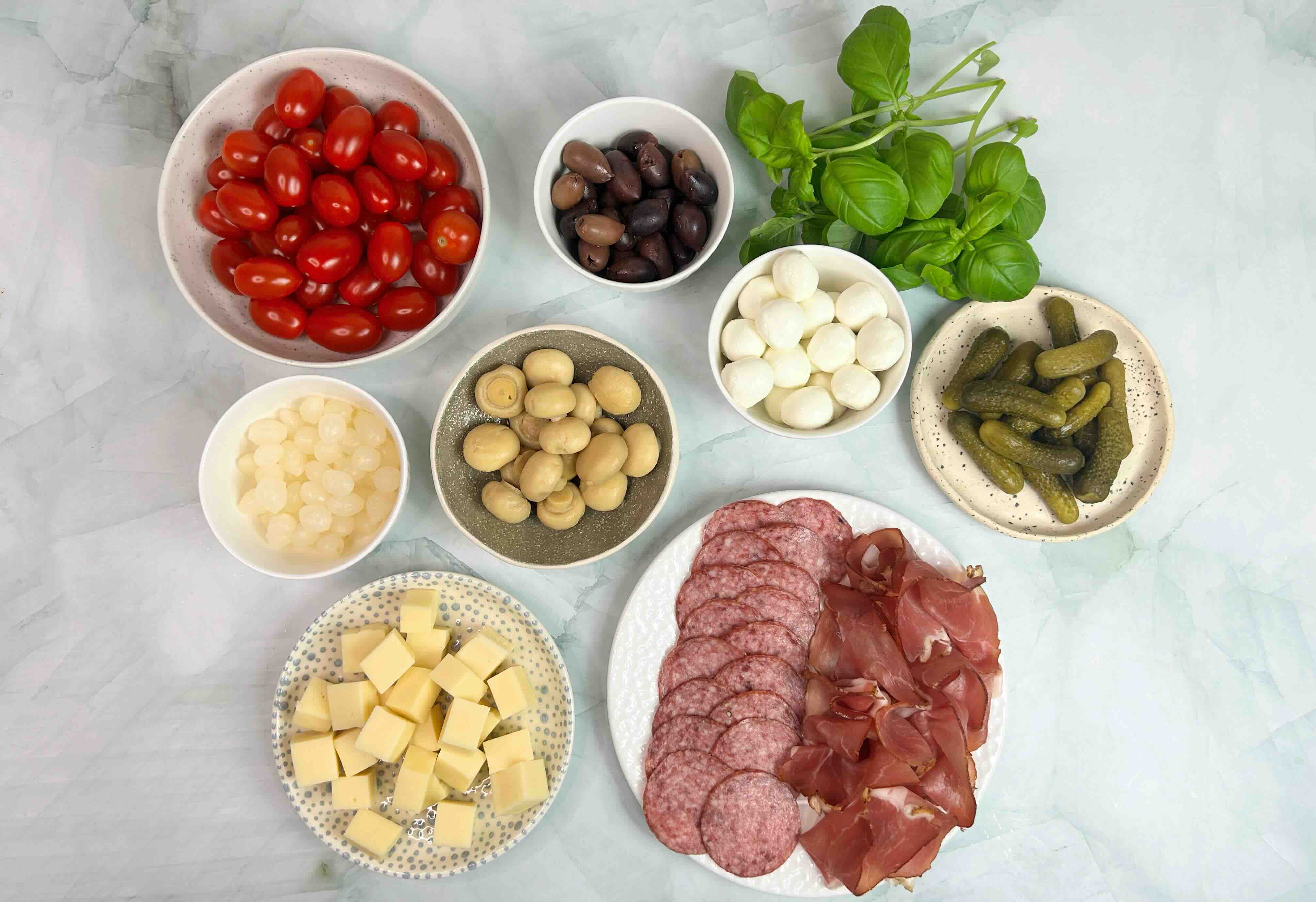 Šventinis užkandžių iešmelių vainikas