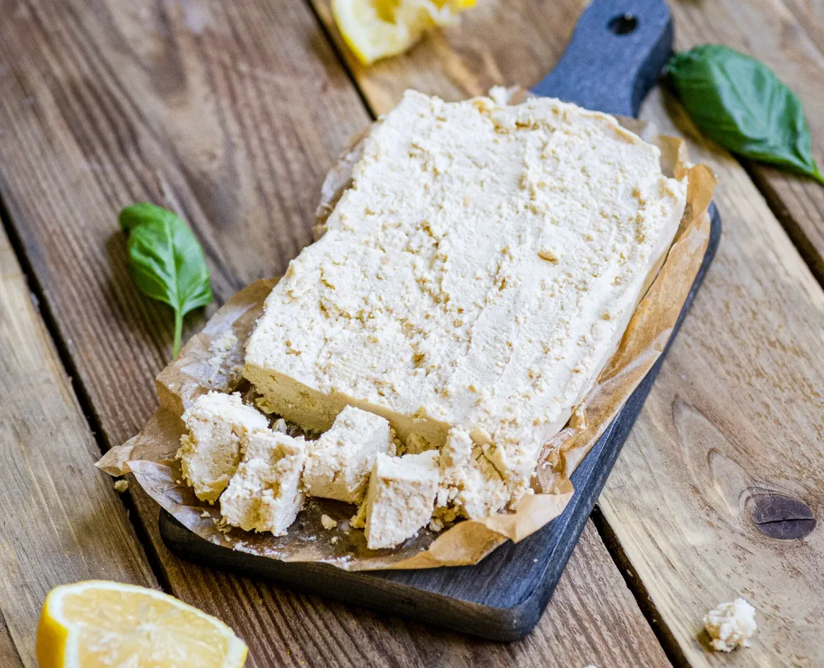 Naminis augalinis feta sūris