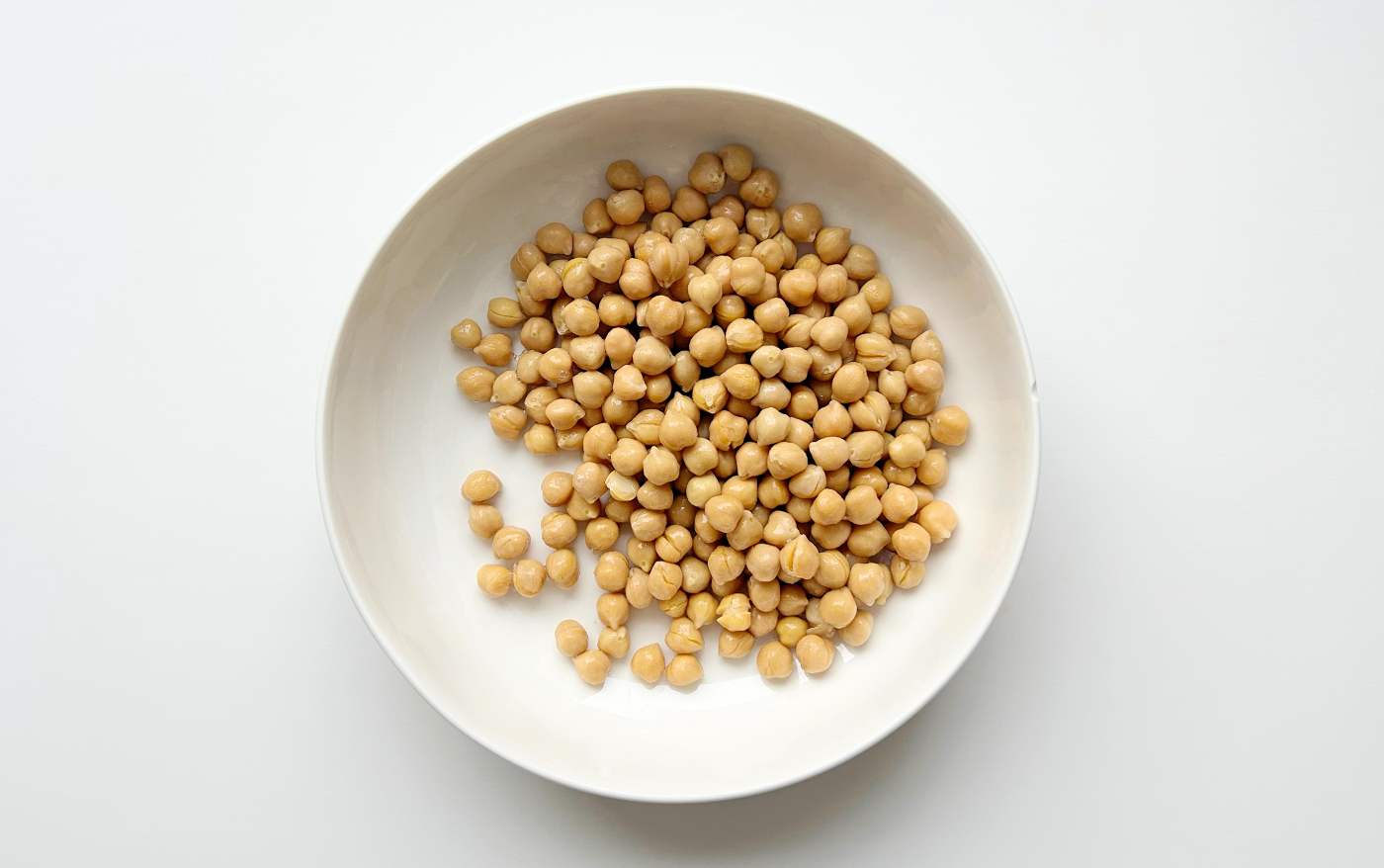 avinžirniai dubenyje