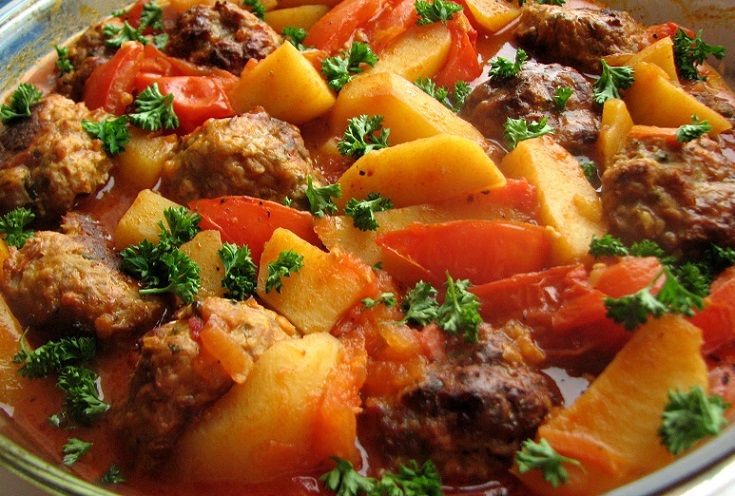 Mėsos kukuliai turkiškai