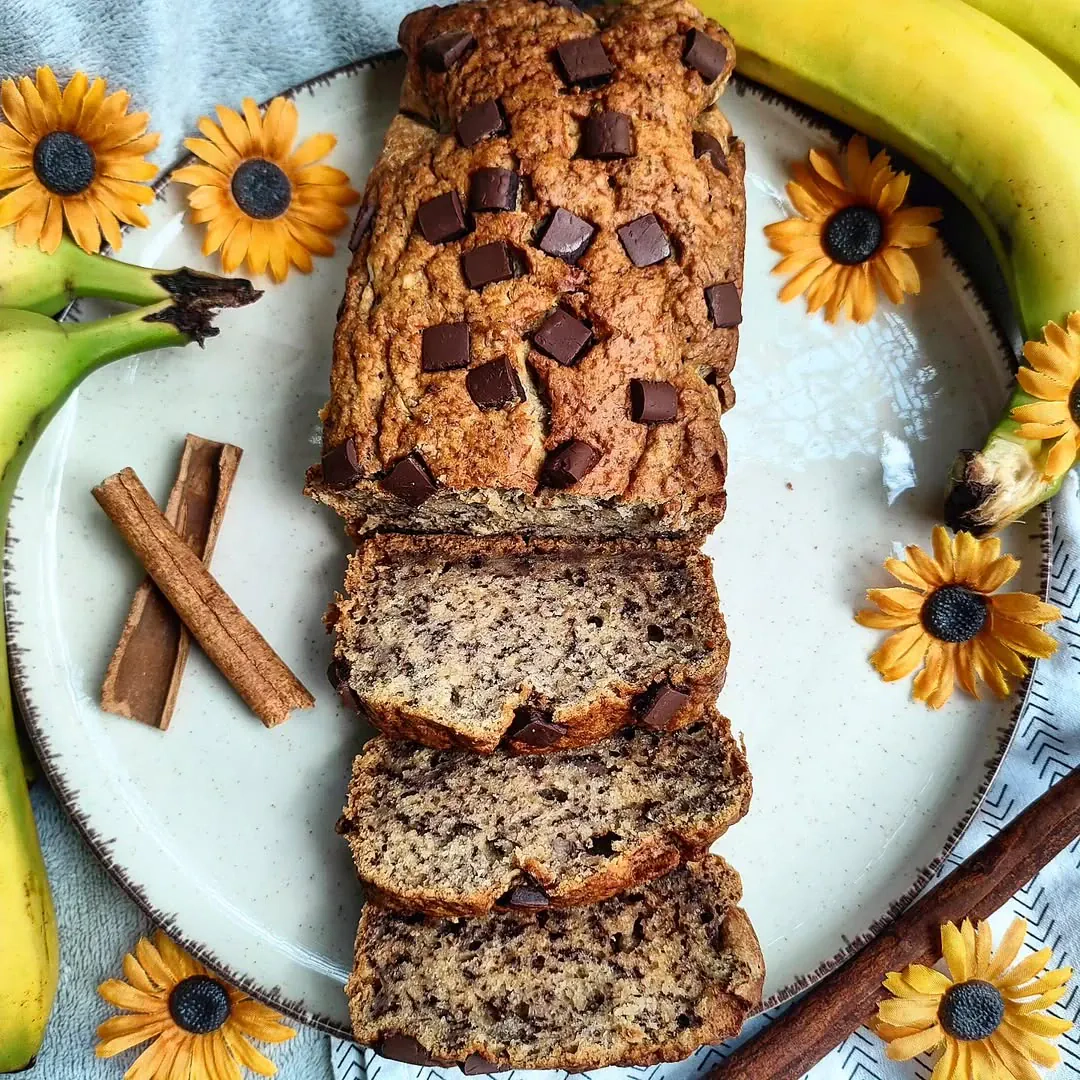 Minkšta bananų duona su cinamonu ir šokolado gabaliukais