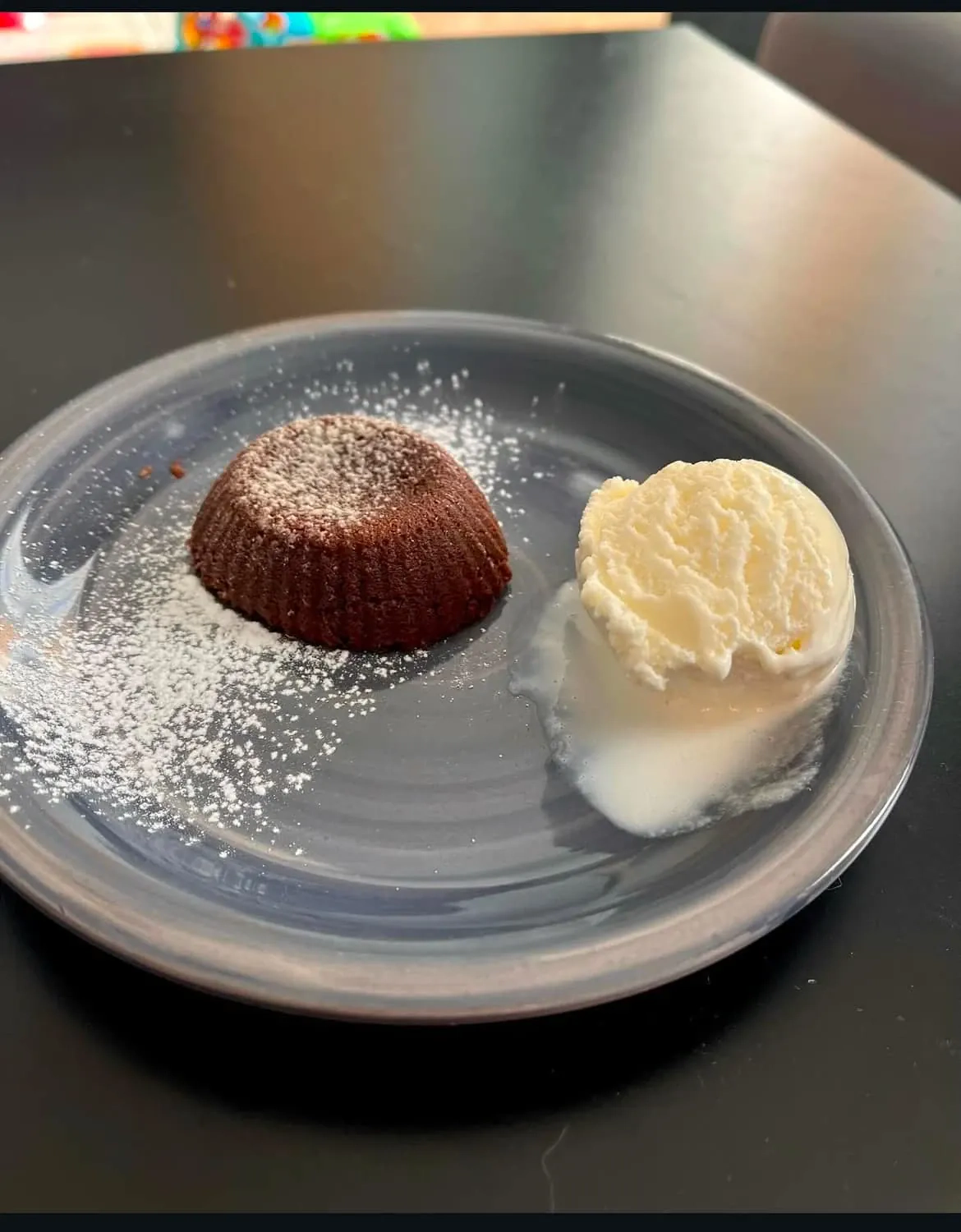 Šokoladinis Lava cake pyragėlis, karšto oro gruzdintuvėje