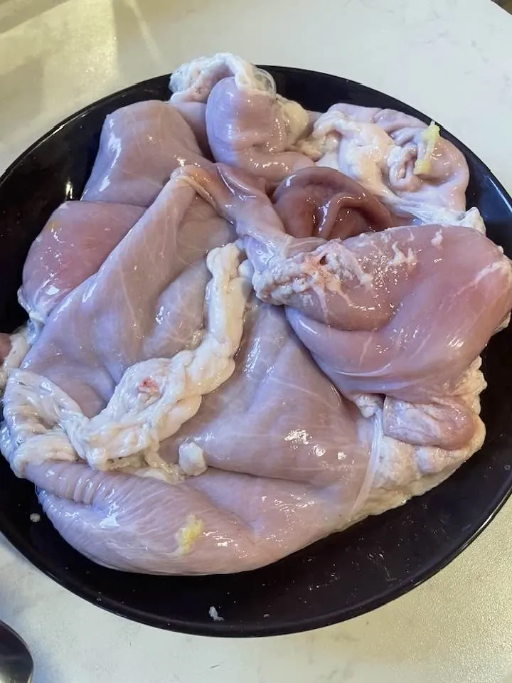 Kiaulės skrandis su kugeliu viduje