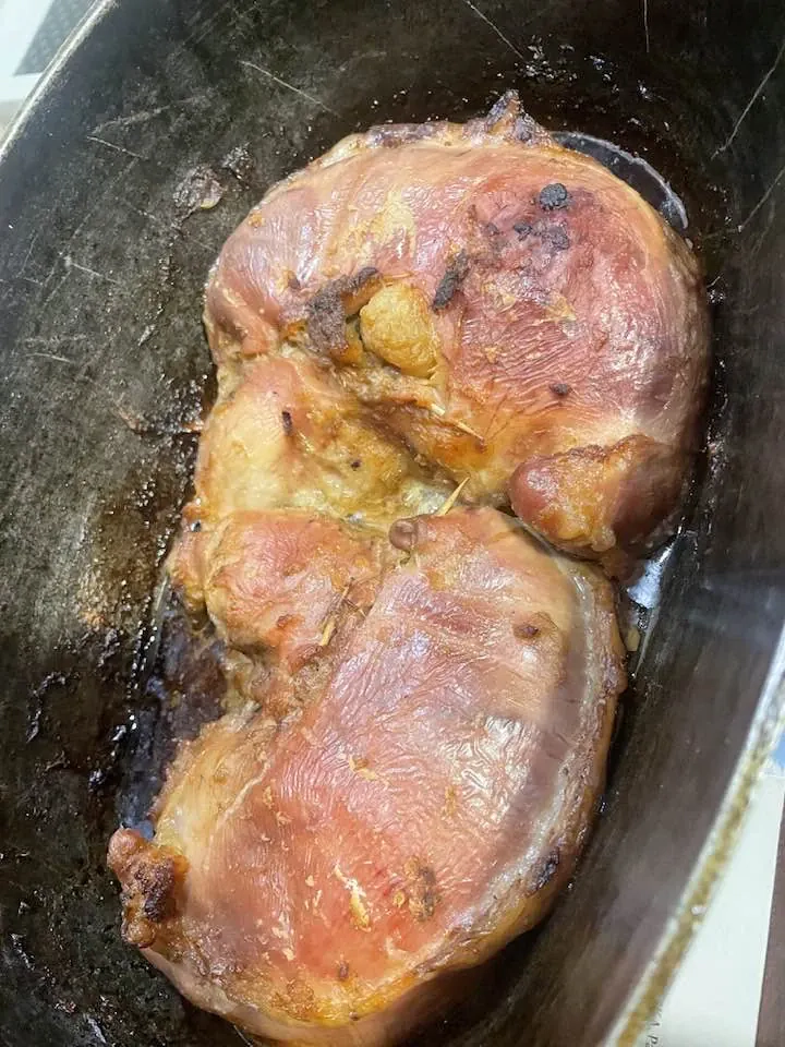 Kiaulės skrandis su kugeliu viduje