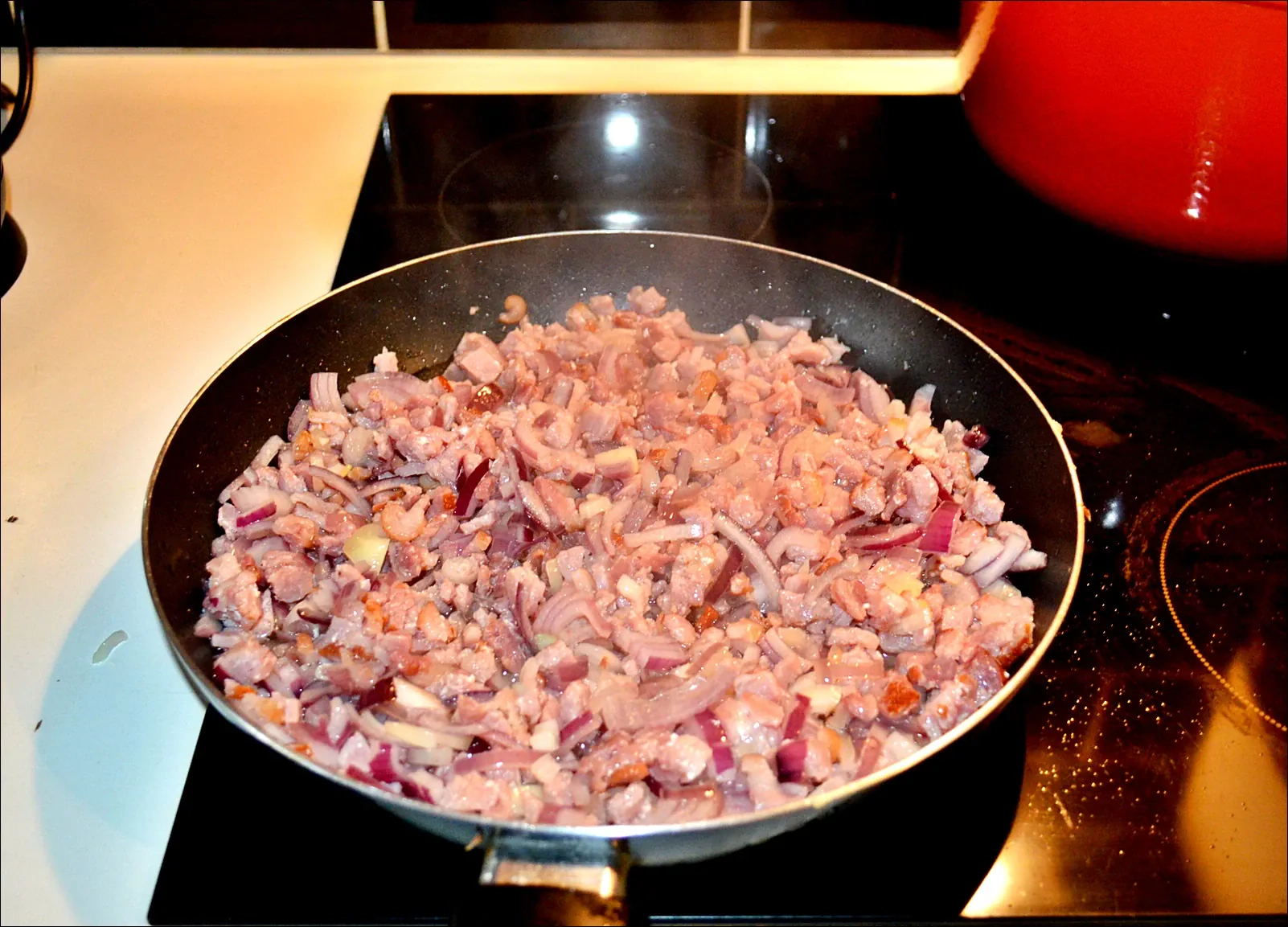 Tarkuotų bulvių kleckai - virtinukai su spirgais