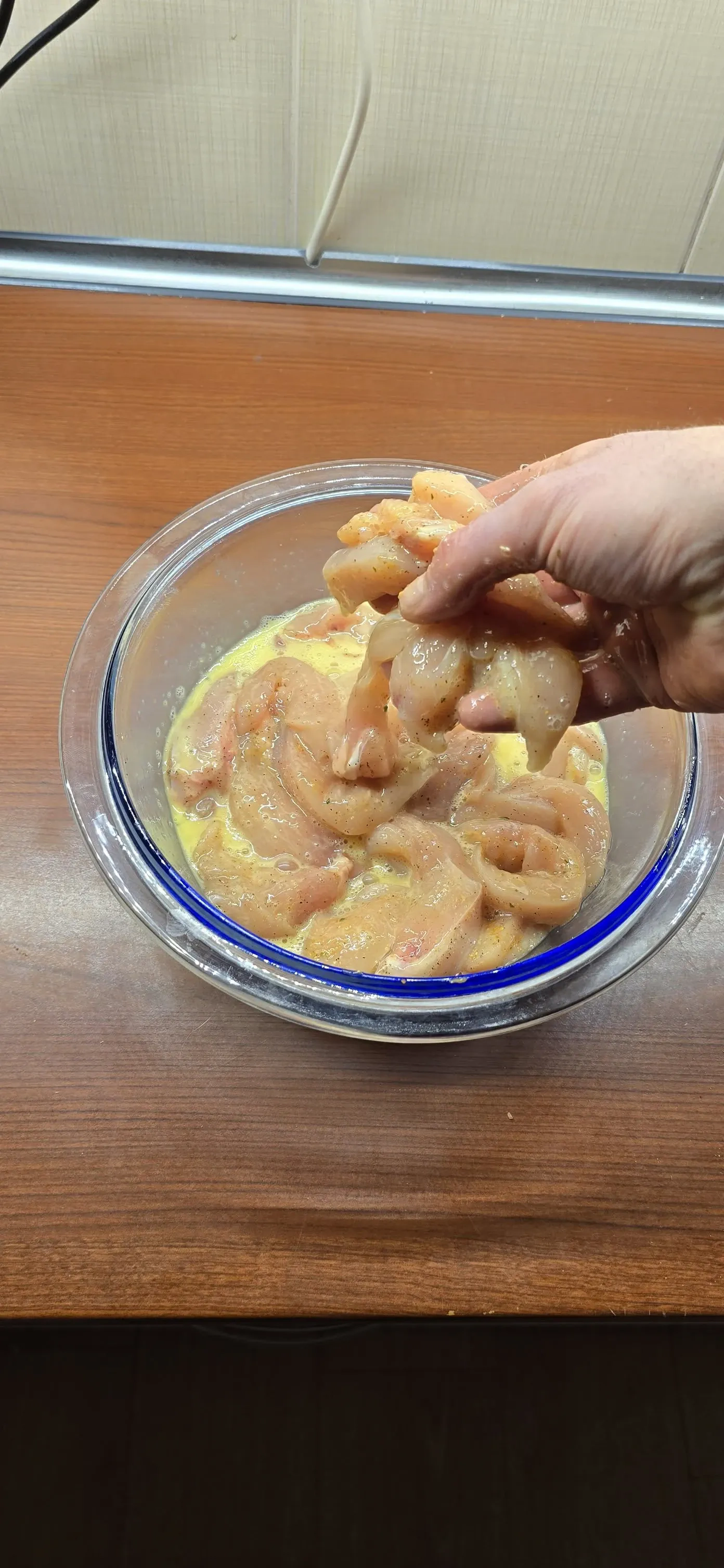 Tortilija su vištienos juostelėmis, keptomis kamado tipo grilyje