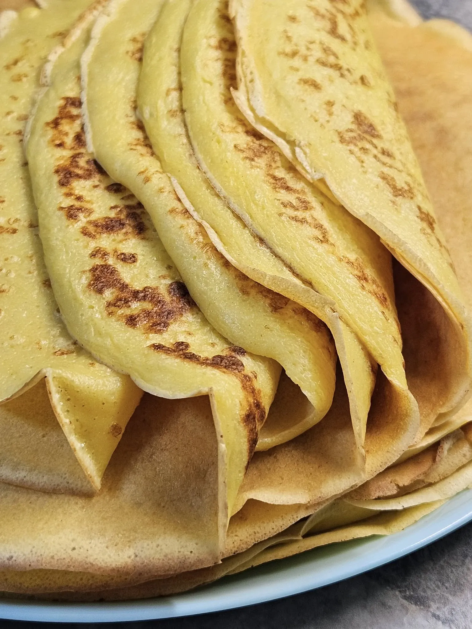 Purūs lietiniai su varškės įdaru