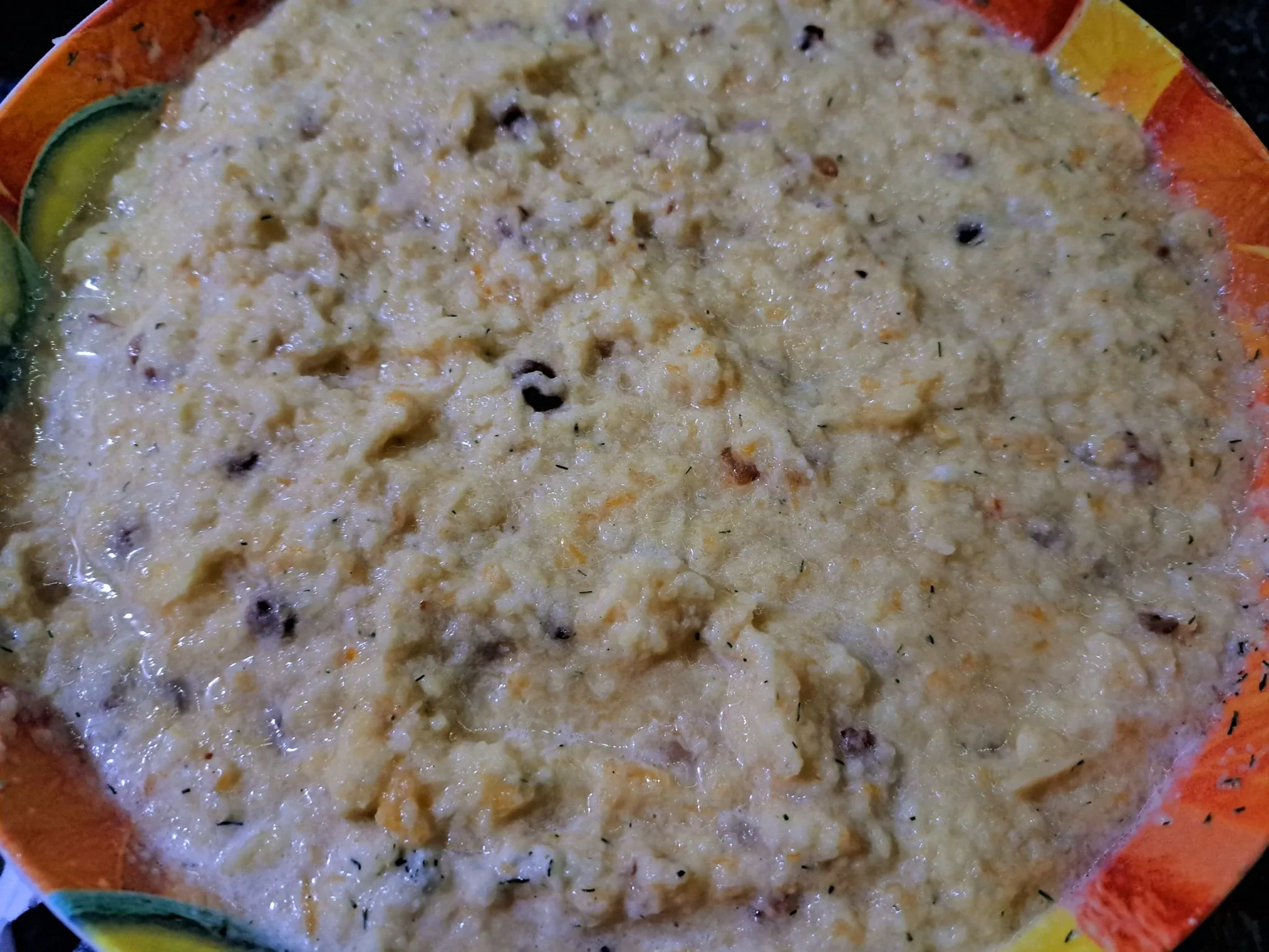 Kugelis su moliūgu, virintu pienu ir grūdėtos varškės padažu