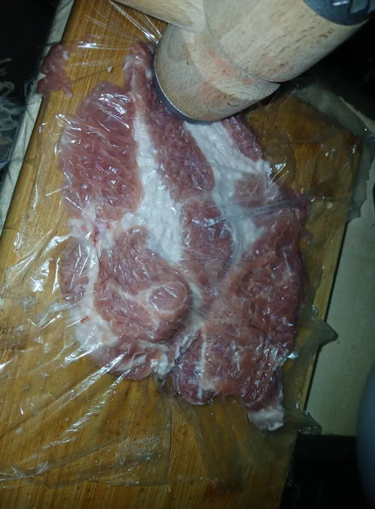 Kiaulienos karbonadas su pievagrybių padažu 🥰