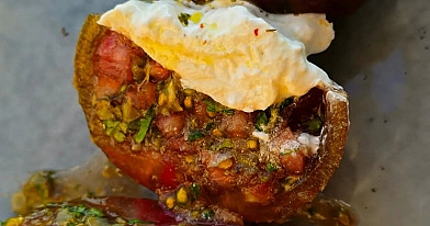Įdaryti pomidorai su burrata sūriu