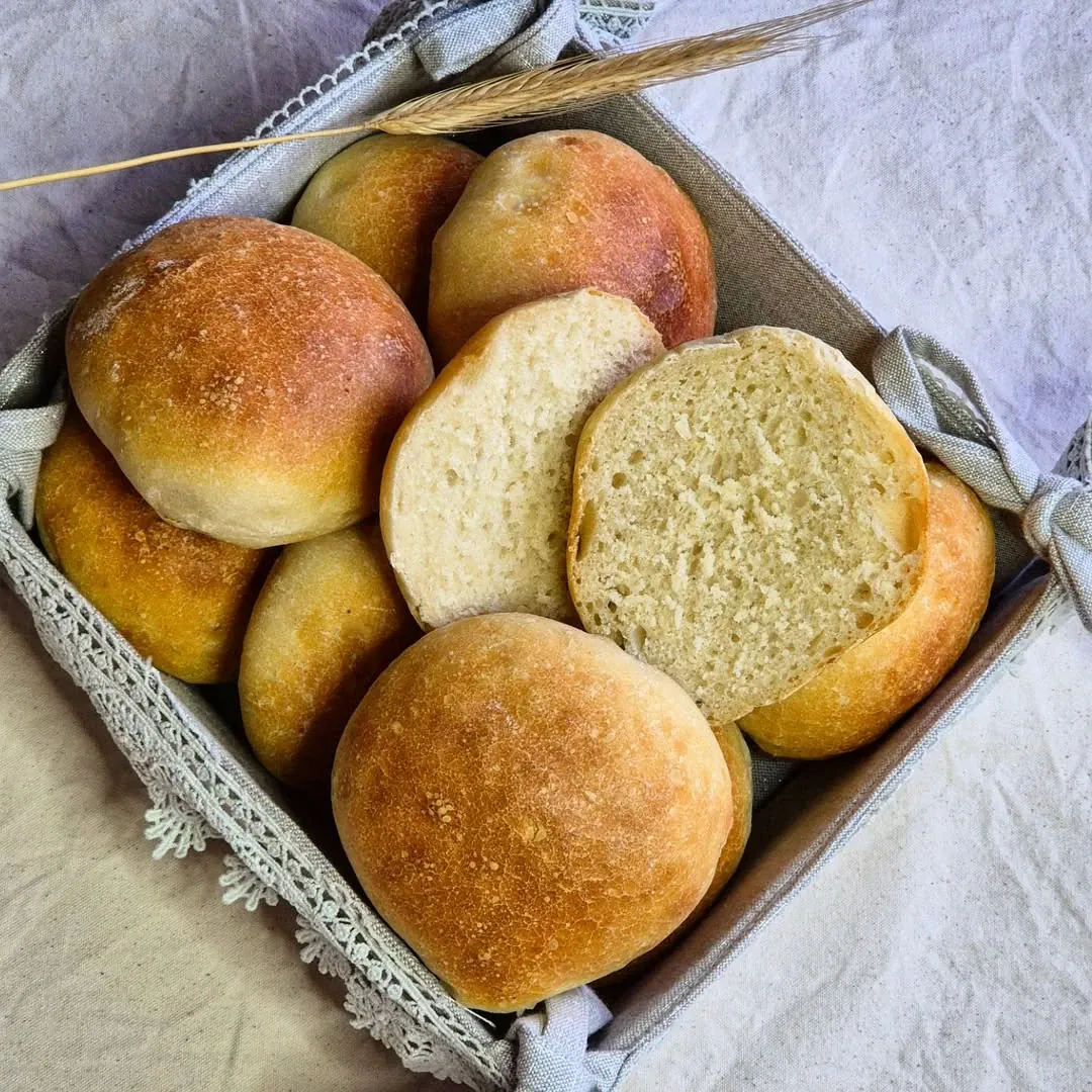 Paprastos varškinės tešlos bandelės