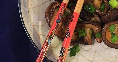 Svieste kepti shiitake grybai