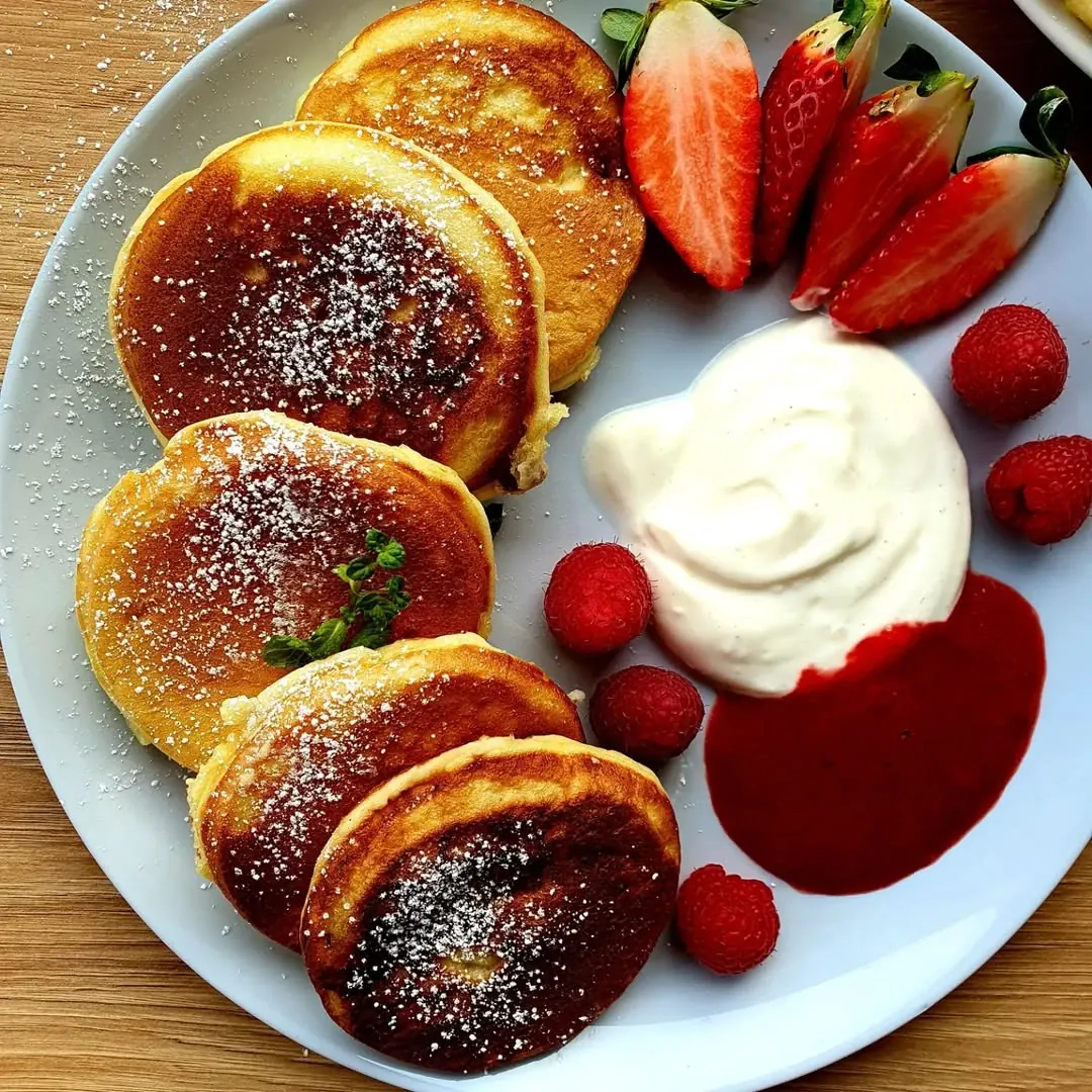 Purūs blynai su obuoliais