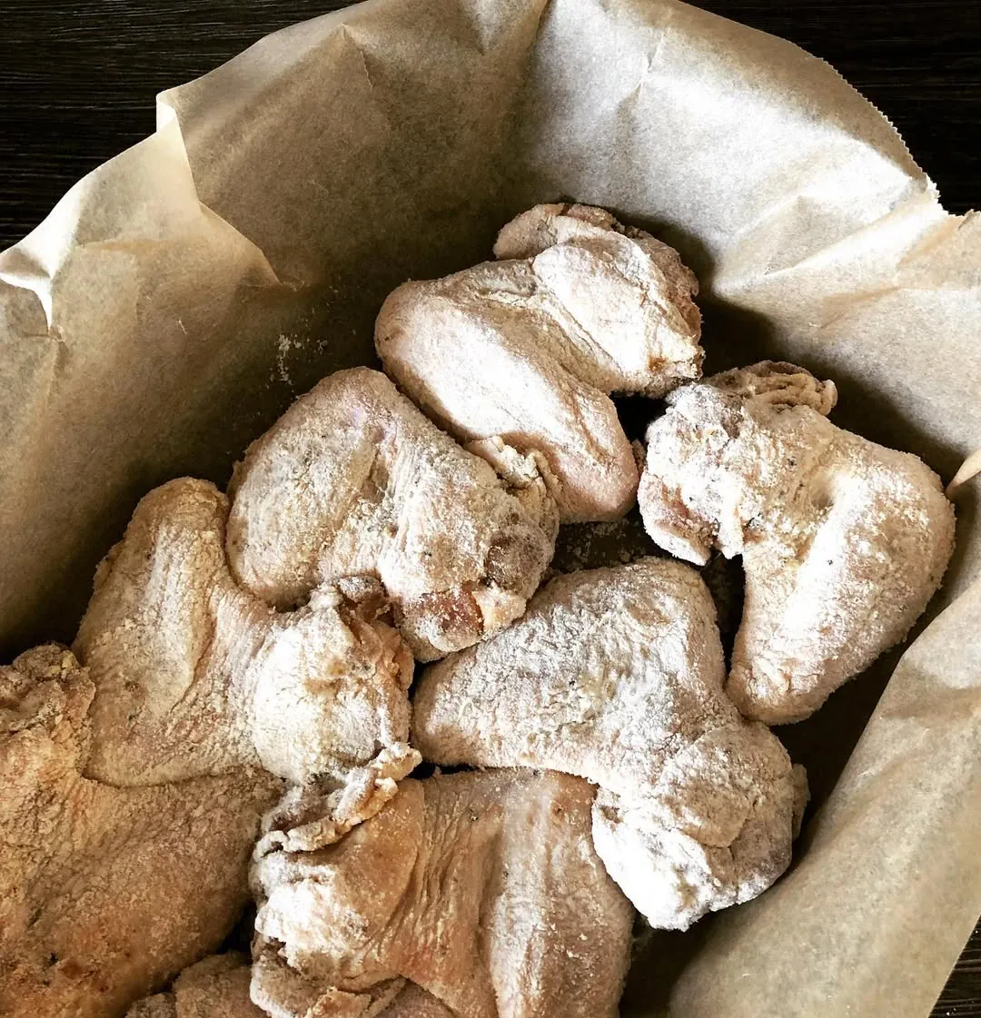 Traškūs ir aštrūs vištienos sparneliai, kepti orkaitėje 😋