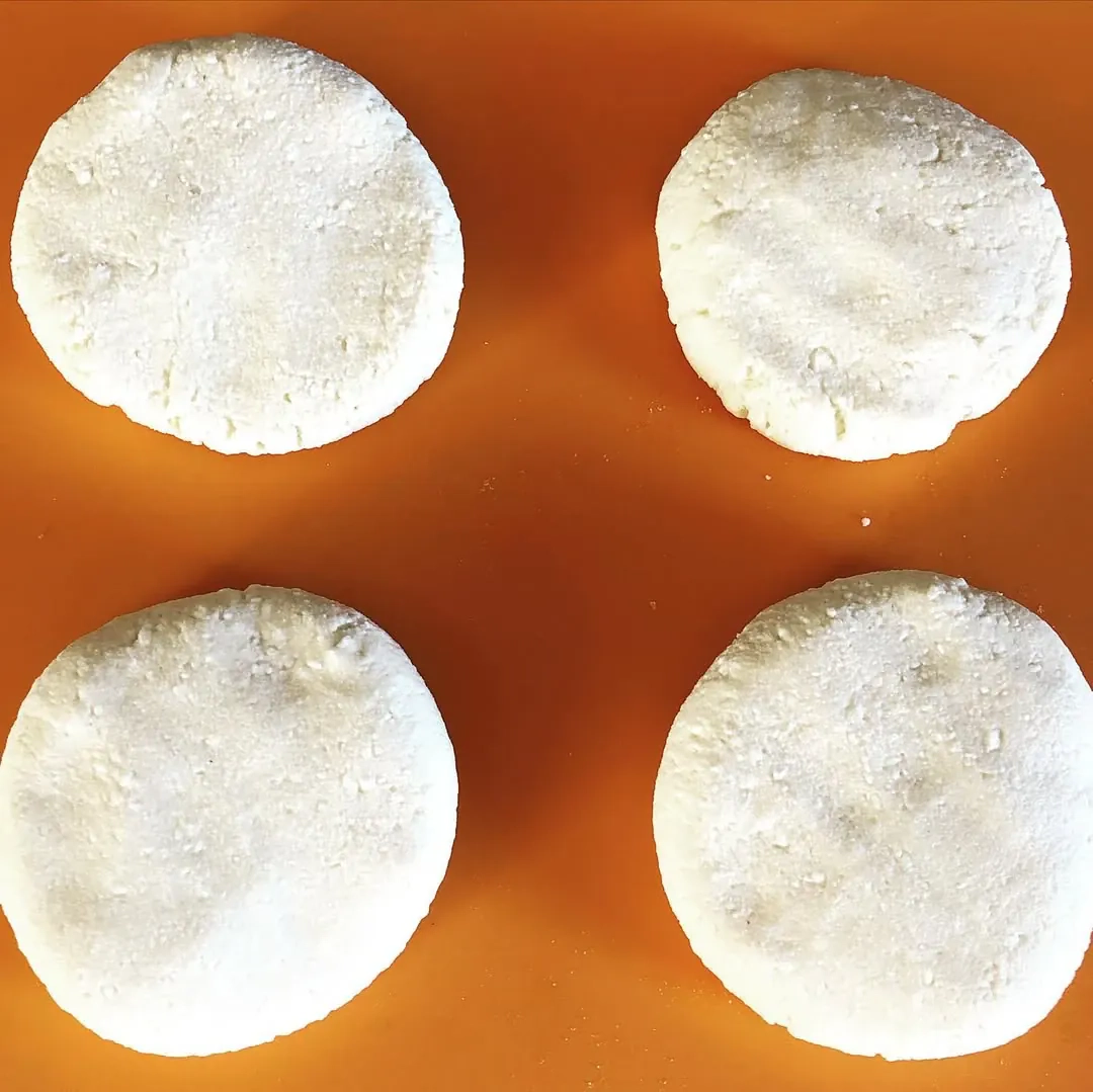 Varškėčiai su ryžių miltais