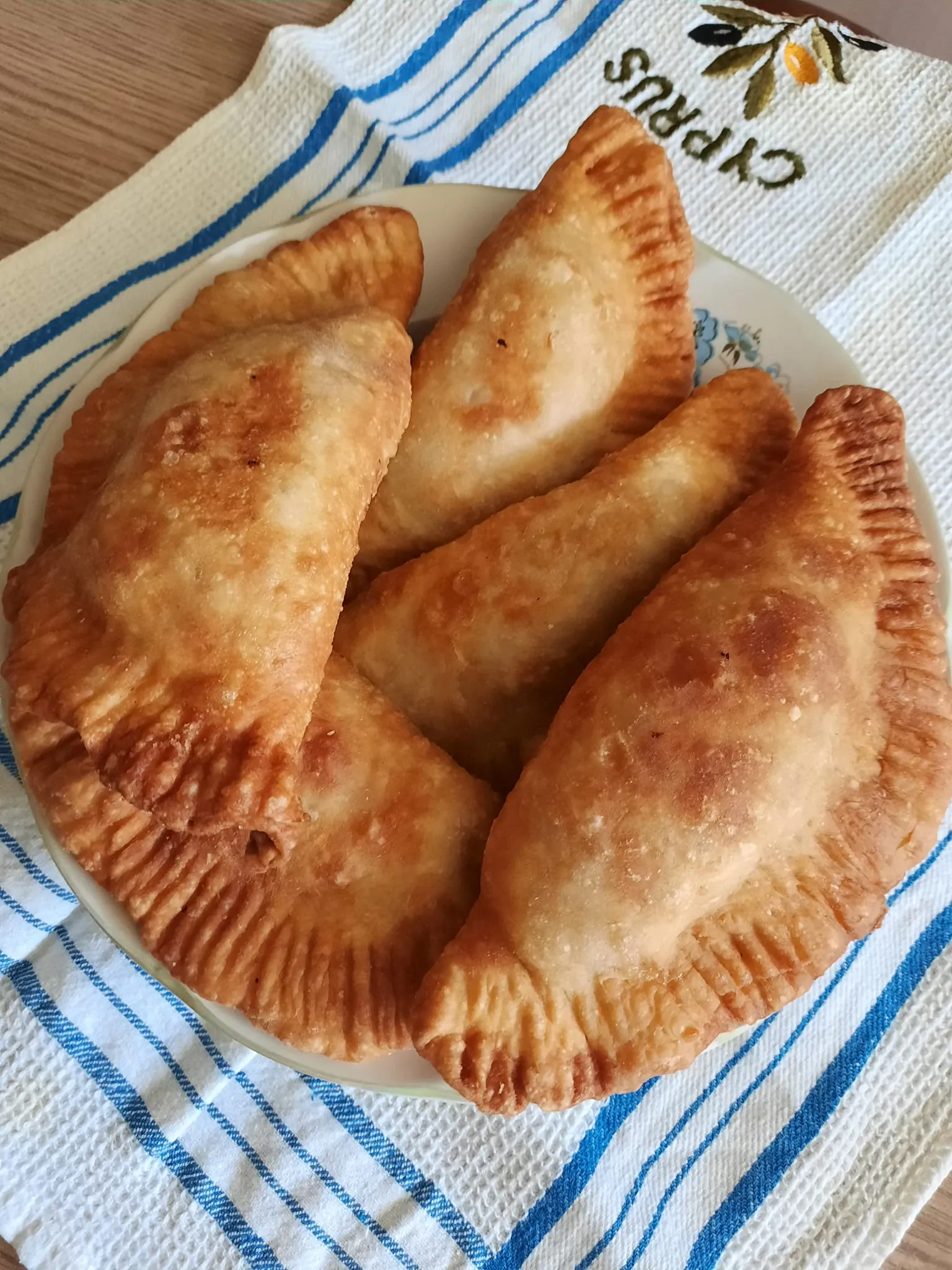 Tikri čeburekai su mėsa