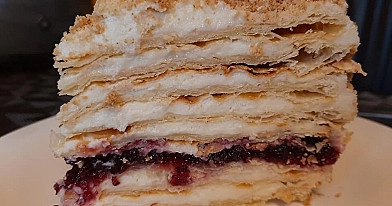 Tortas Napoleonas su kremu