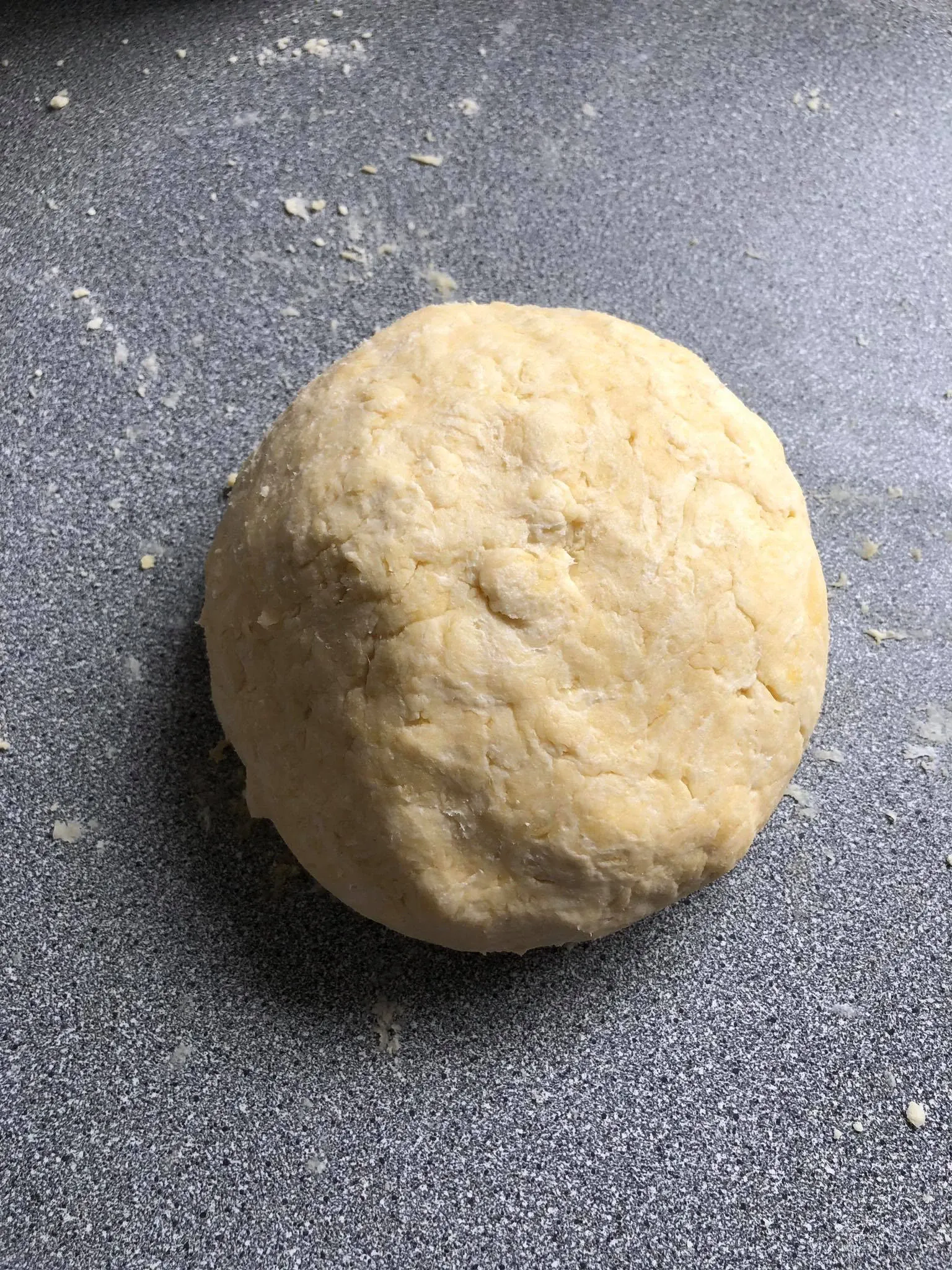 Tortas "Napoleonas" su citrininiu sutirštinto pieno kremu Tortas "Napoleonas" su citrininiu sutirštinto pieno kremu