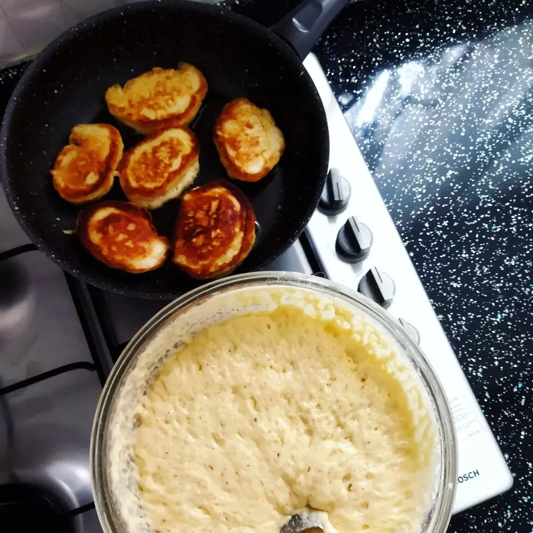 Mieliniai blynai su kefyru