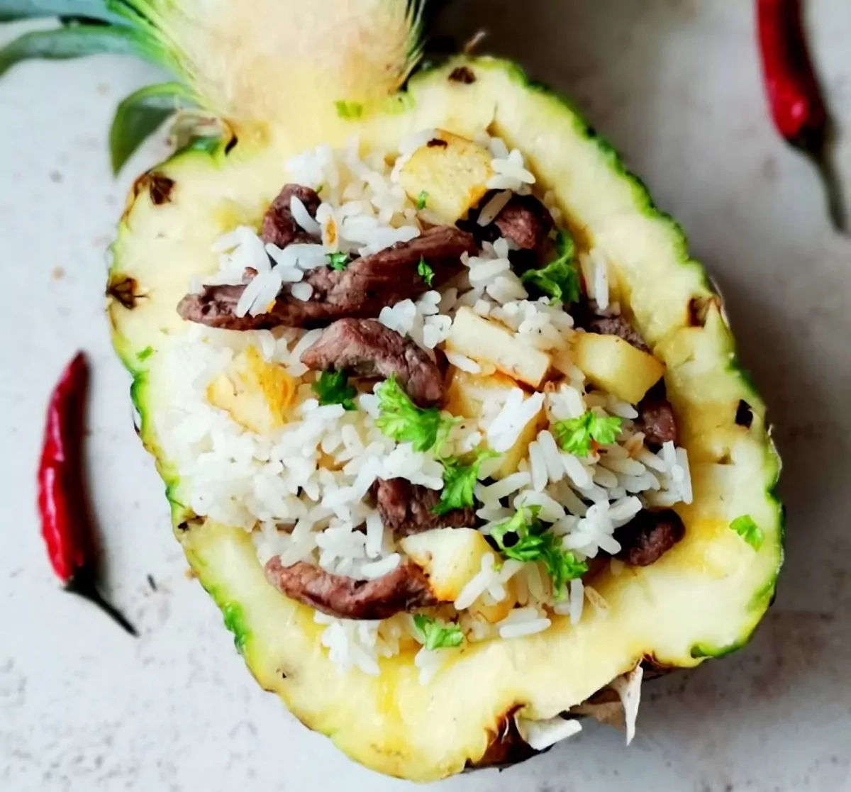 Jautienos stir fry ananase
