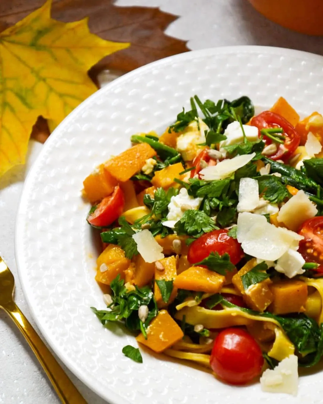 Orkaitėje keptas sviestinis moliūgas gabaliukais