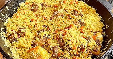 Jautienos plovas orkaitėje su basmati ryžiais ir daržovėmis