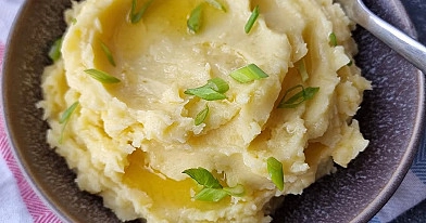 Bulvių košė su parmezano sūriu, grietinėle ir sviestu