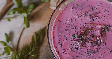Veganiški šaltibarščiai su ridikėliais