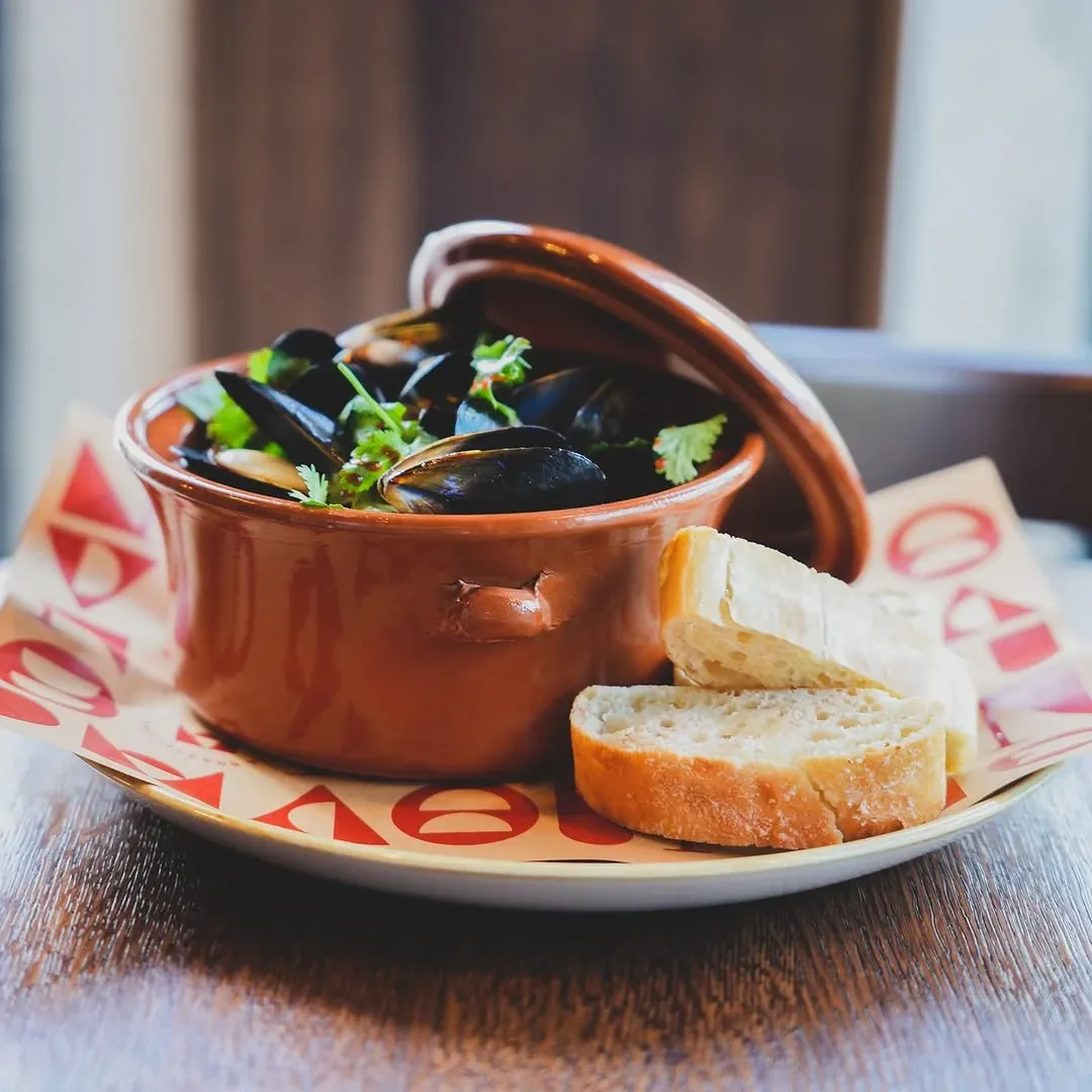 Midijos su salierais grietinės padaže - pagal Gordon Ramsay