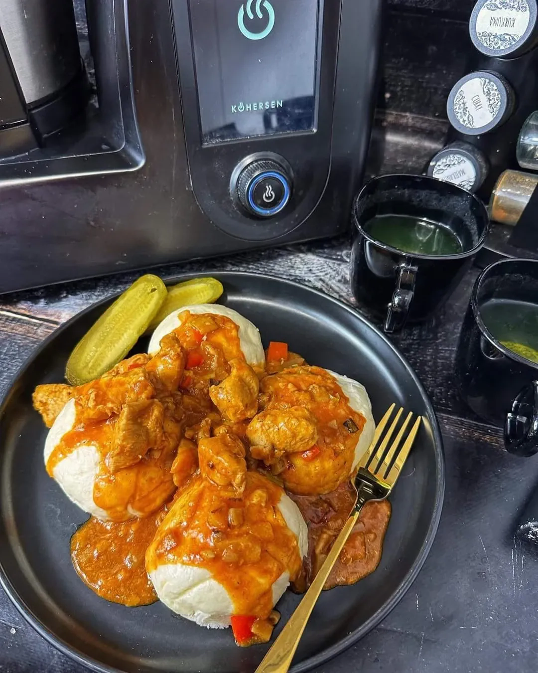 Vištienos ir moliūgų troškinys su kokosų pienu